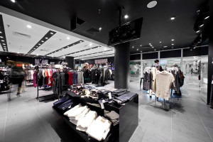 Retail_01